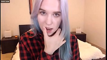 Naughty Young Girl give Jerk-Off-Instructions mouthfull