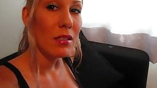 JOI – M1ss M1nxie – humiliation footlicker with countdown